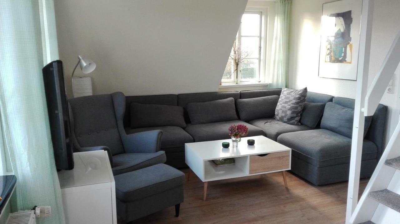 Ferienwohnungen und Haushälfte Friesland Midlum  Exterior foto